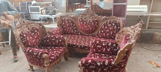 Royal furniture house