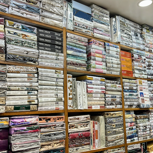 Grih Laxmi – Furnishing Store in Patna | bed sheets Sofa Covers | Cushion Covers | Pillows | Curtain Cloth | Wallpapers